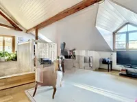 Недвижимость Single house 8.5 rooms: 10