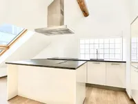 Недвижимость Apartment 5 rooms: 7