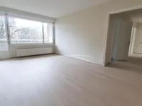 Недвижимость Apartment 4 rooms: 2