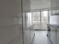 Недвижимость Apartment 4 rooms: 3