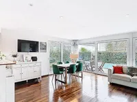 Недвижимость Single house 5 rooms: 4