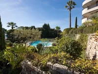 Недвижимость Villa Croix des Gardes: 27
