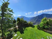 Недвижимость 4-bedroom house with garden, garage and lift in prime Andorra location: 1