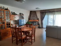 Недвижимость 4-bedroom house with garden, garage and lift in prime Andorra location: 2