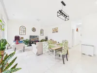 Недвижимость Apartment 2 bedrooms for sale in Alzingen: 3