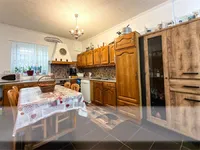 Недвижимость House 4 bedrooms for sale in Kayl: 1