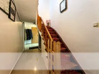 Недвижимость House 4 bedrooms for sale in Kayl: 4