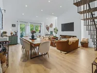 Недвижимость Duplex penthouse for sale in central La Massana: 1