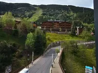 Недвижимость Modern 3-bedroom apartment in El Tarter: 1