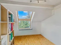 Недвижимость Attic flat 4.5 rooms: 8