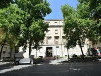 Недвижимость Четырехкомнатная на ул. Рома: 4