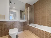 Недвижимость Cubitt Court, 100 Park Village East: 3