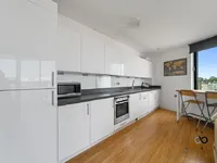 Недвижимость Cubitt Court, 100 Park Village East: 9