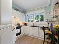 Недвижимость Neasden Lane: 8