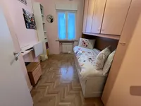 Недвижимость Четырёхкомнатная в Центре: 9