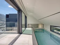 Недвижимость Triplex attic with private indoor pool: 1