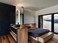 Недвижимость 3-sided house with large garage near Canillo center: 9