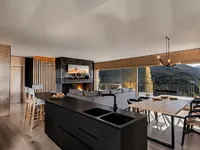 Недвижимость 3-sided house with large garage near Canillo center: 13
