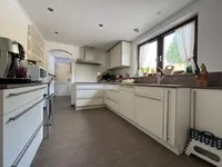 Недвижимость House 5 bedrooms for sale in Scheidgen: 2