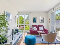 Недвижимость Apartment 4 rooms: 3