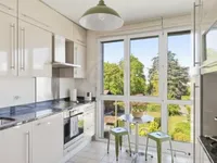 Недвижимость Apartment 4 rooms: 6