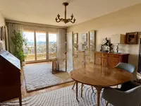 Недвижимость Apartment 5 rooms: 3