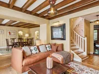 Недвижимость Single house 17 rooms: 3