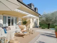 Недвижимость Villa 8 rooms: 1