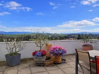 Недвижимость Apartment 4 rooms: 5