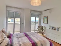 Недвижимость Apartment 4 rooms: 11