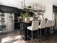 Недвижимость Apartment 7 rooms: 4