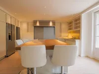 Недвижимость Single house 9 rooms: 8