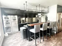 Недвижимость Apartment 6 rooms: 3