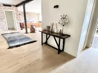 Недвижимость Apartment 6 rooms: 6