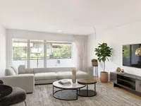 Недвижимость Apartment 4 rooms: 2