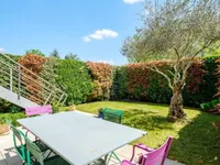 Недвижимость Apartment 6 rooms: 11
