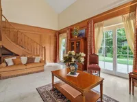 Недвижимость Single house 9 rooms: 1
