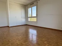 Недвижимость Apartment 6 rooms: 3