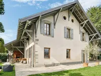 Недвижимость Single house: 1