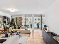 Недвижимость Apartment 4 rooms: 2
