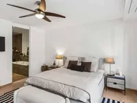 Недвижимость Apartment 4 rooms: 8