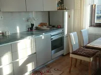 Недвижимость Квартира 1,5 комнаты Чернуче: 3