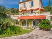 Недвижимость Villa Petit Juas: 8