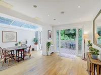 Недвижимость Finborough Road: 6