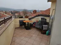 Недвижимость Дом с террасой в Изоле: 9
