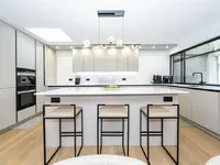 Недвижимость Hereford House, Ovington Gardens: 9