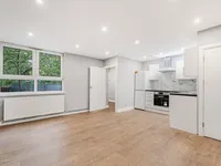 Недвижимость Ingestre Road: 7