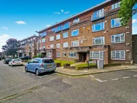 Недвижимость Leeland Way: 6
