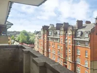Недвижимость Rogers Estate, Globe Road: 8