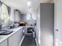 Недвижимость Langdale Close: 5